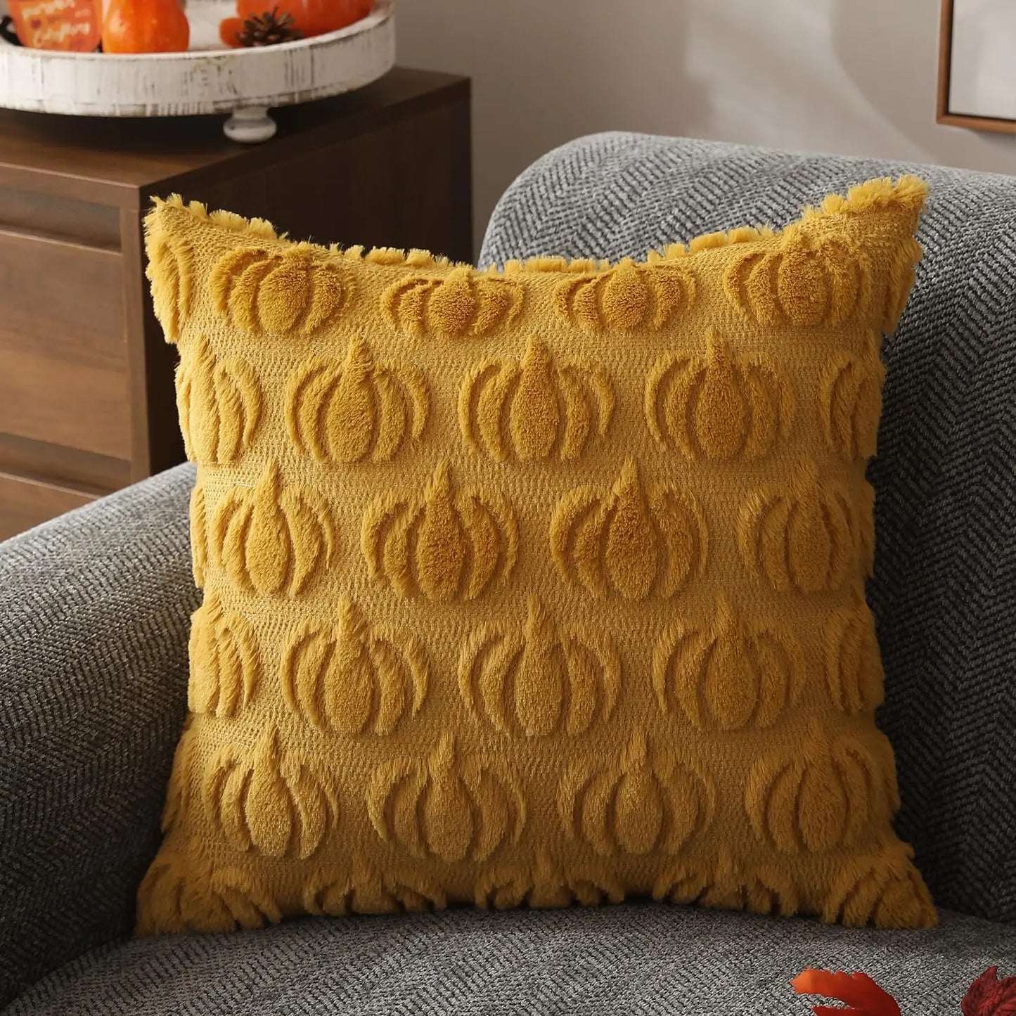 AutumnRust Fall Pillow Covers – Plush Faux Fur Pumpkin Throw Cushion Cases (45x45CM)